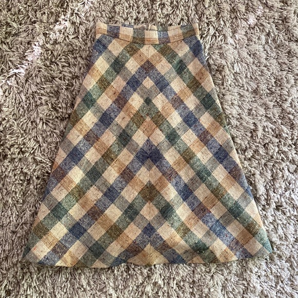 Vintage Dresses & Skirts - Vintage plaid skirt